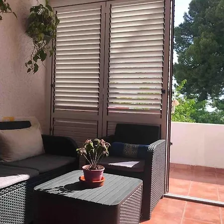 Charming & Relaxing Flat Апартаменты